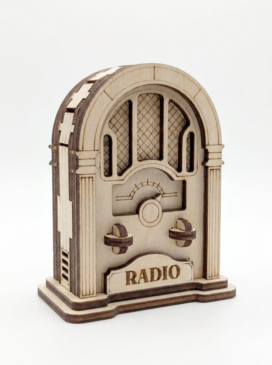 Vintage Radio Miniature